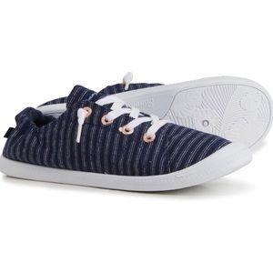 Tommy Bahama Cozy Comfortable Sneakers